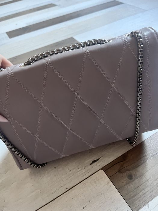 Дамскя чанта, светлосива, почти неизползвана