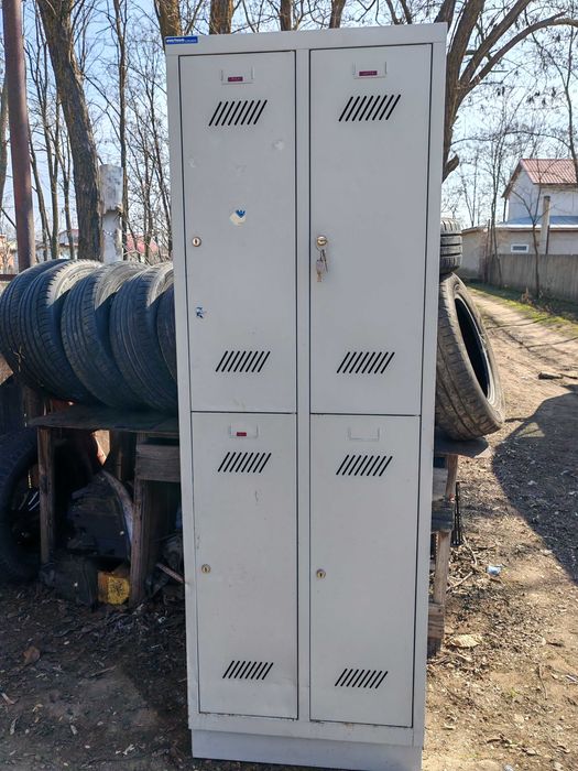 dulap metalic vestiar etajera germania