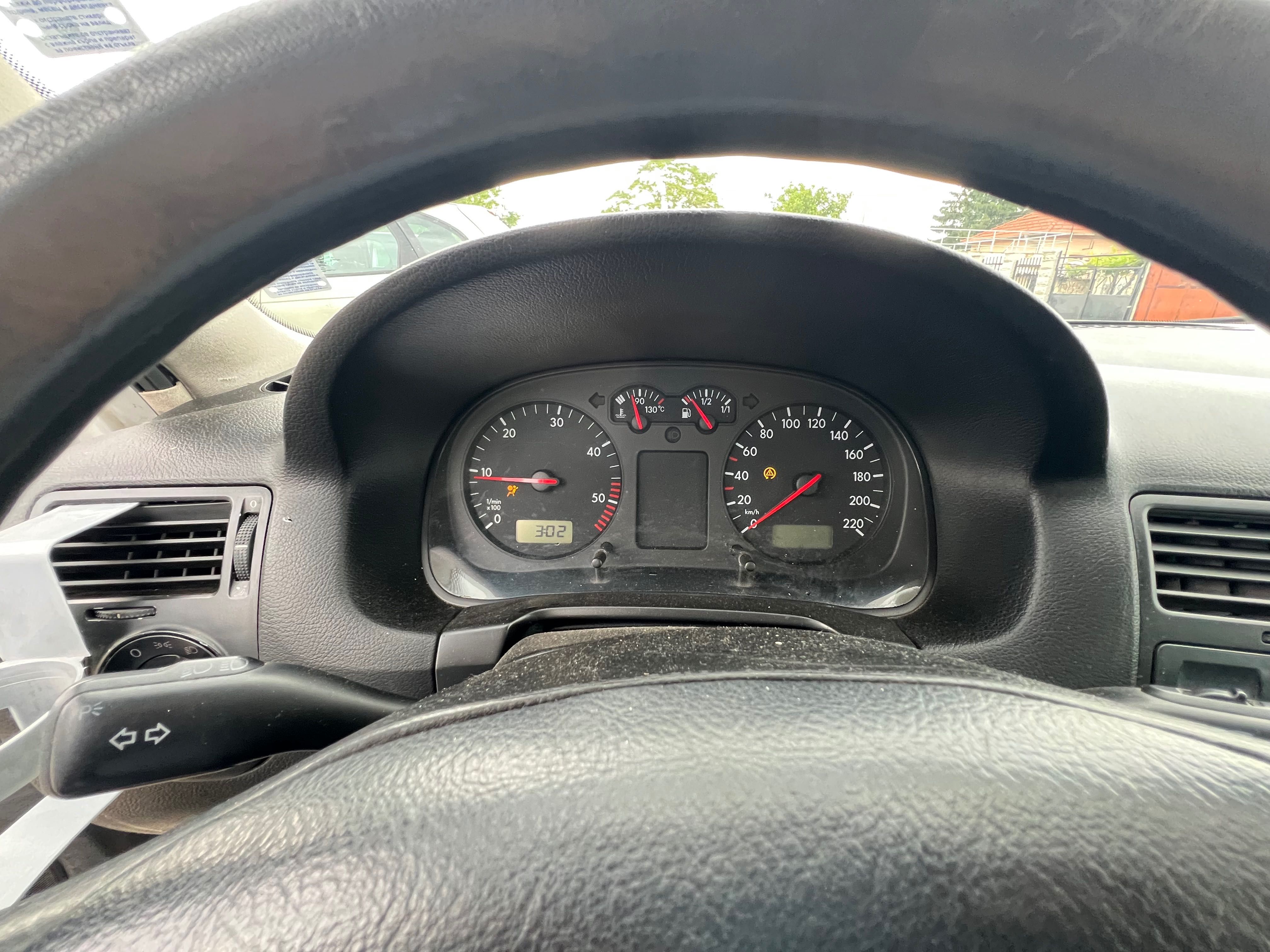 Volkswagen Bora 1.9TDI