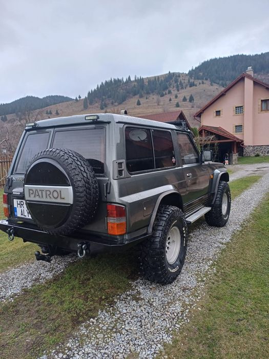 Nissan patrol y60