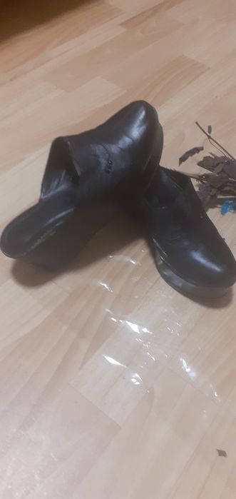 Продам  сабо 39р