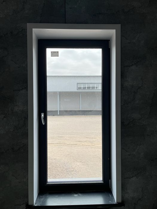 Пластик откос подоконник