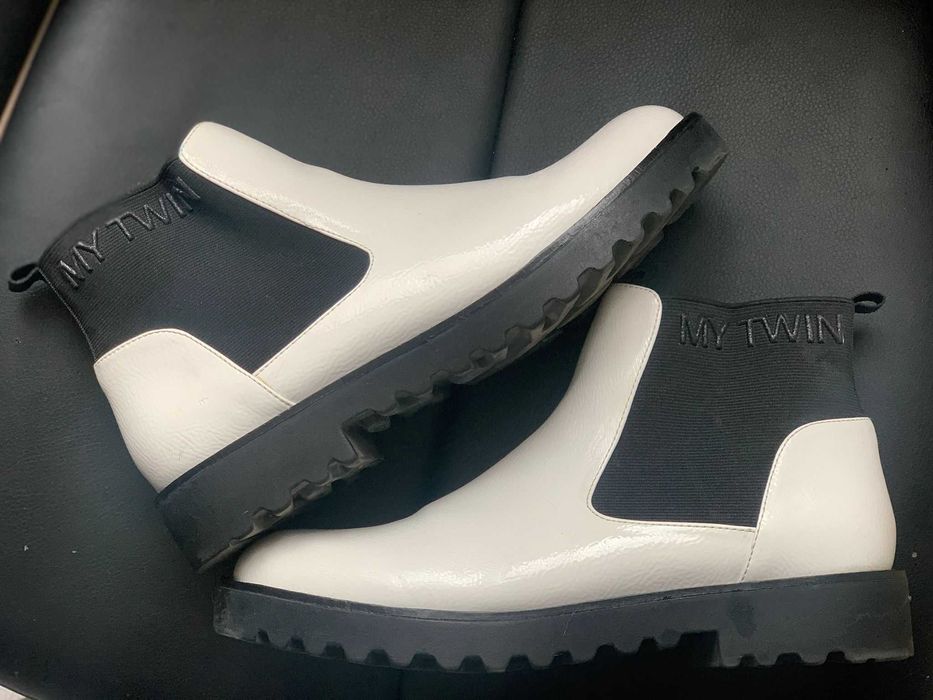 ghete deosebite  lac alb