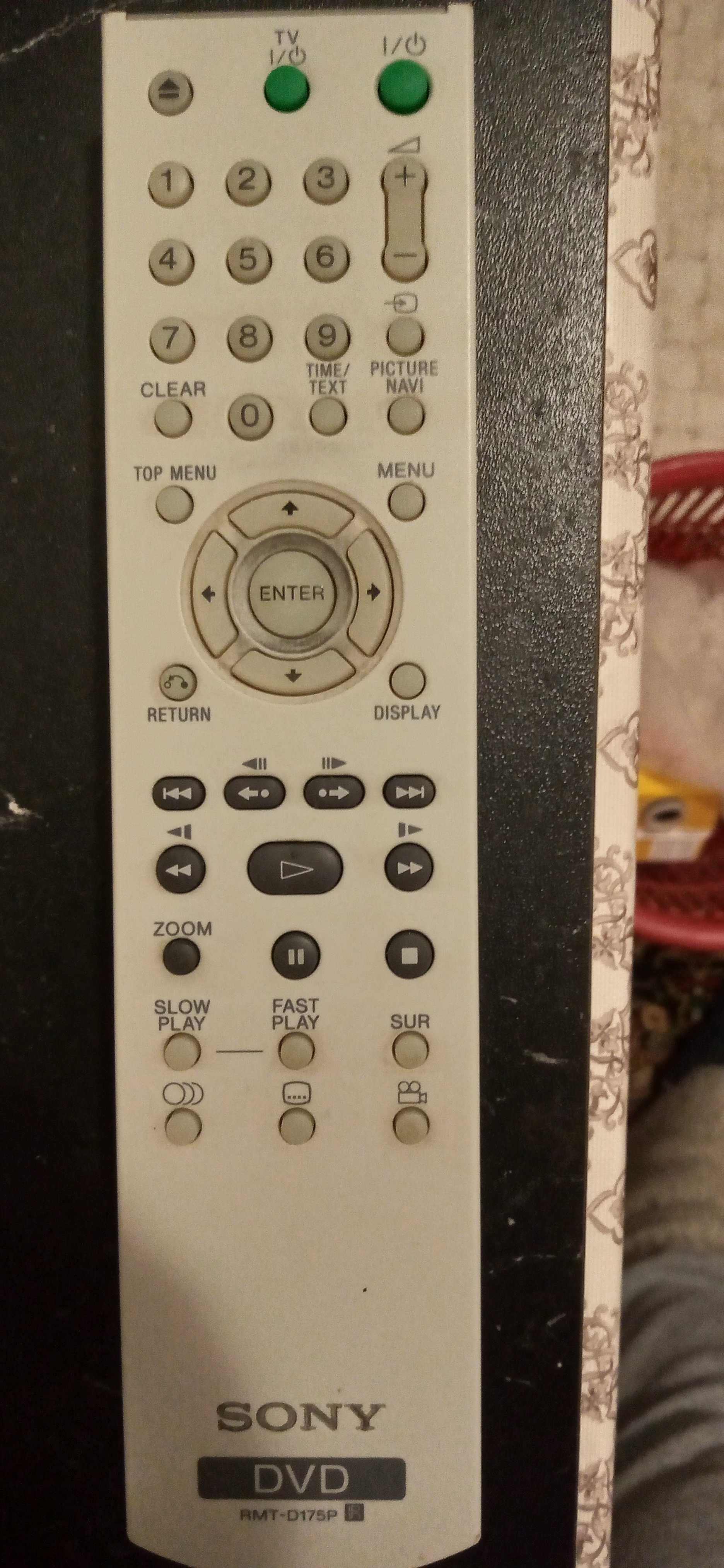 Vând DVD player SONY model DVP-NS37