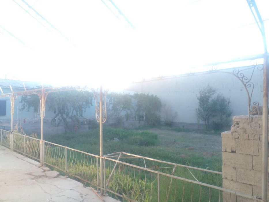 Uchastka hovli sotiladi 16 sotix