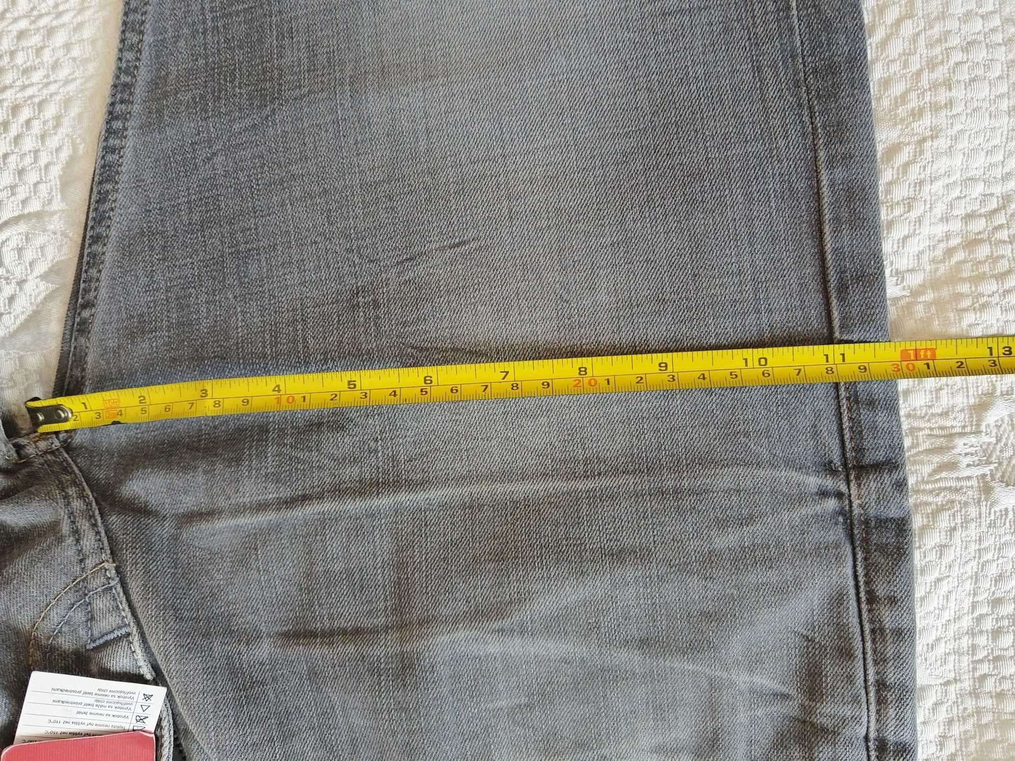 дънки Tommy Hilfiger р-р 32/34