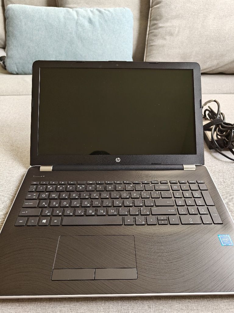 Laptop HP 15.6'' 500GB SSD 1TB HDD