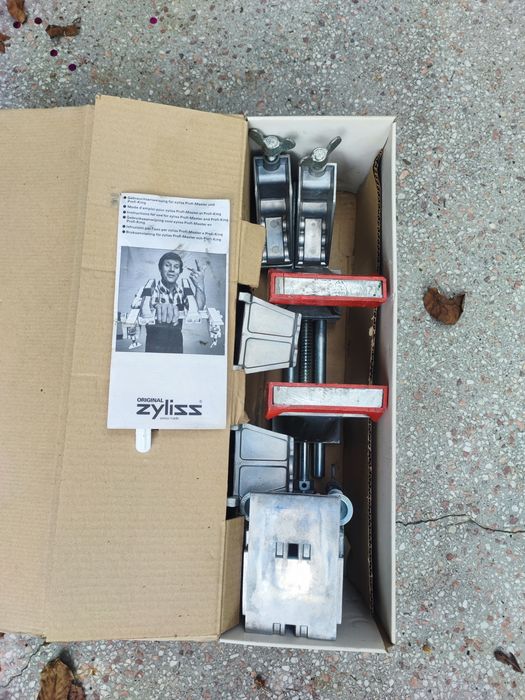 Menghină aluminiu Zyliss Profi-King