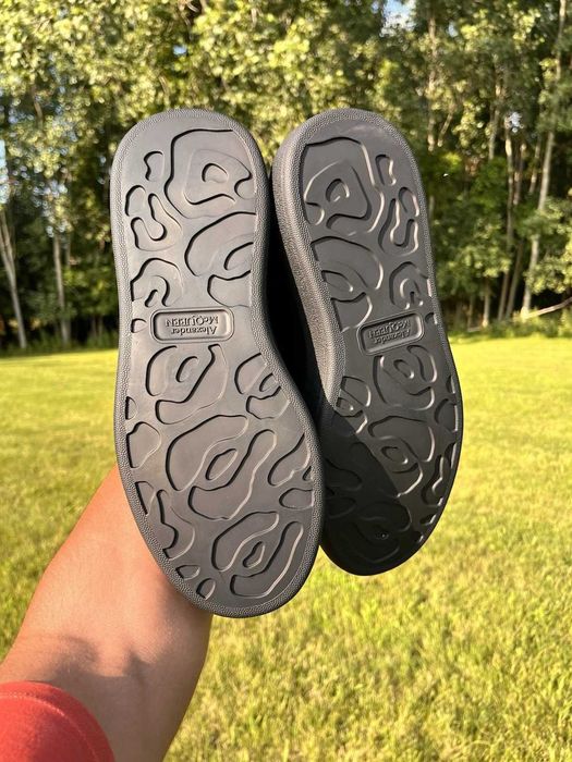 Alexander McQueen black 44