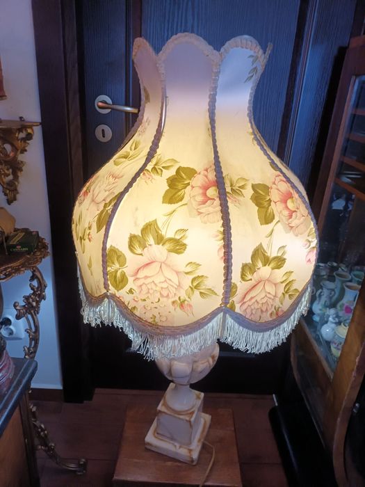 Lampa veioza anii 1900