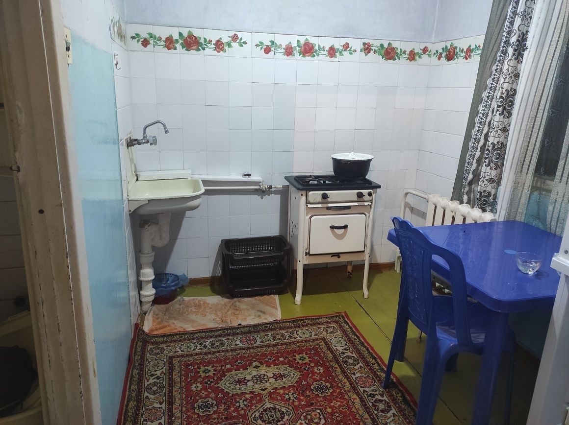Продаётся ,квартира 1/4/4