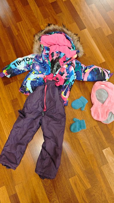 Костюм зимний на девочку 104 размер