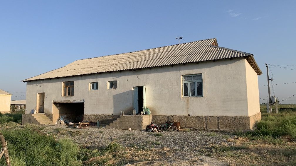 Уй сотилади срочно