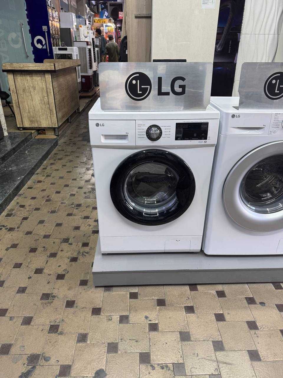 Стиральная машина LG 6кг F2J3NS8W DD Inverter Steam 6 Motion