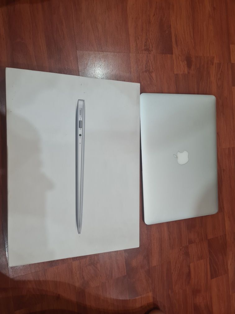 MacBook Apple без жд диска