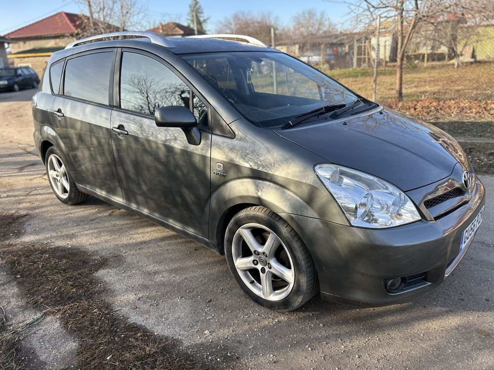 Тойота Корола Версо 2,2д-кат 177кс на части/Toyota korola verso 2,2 d