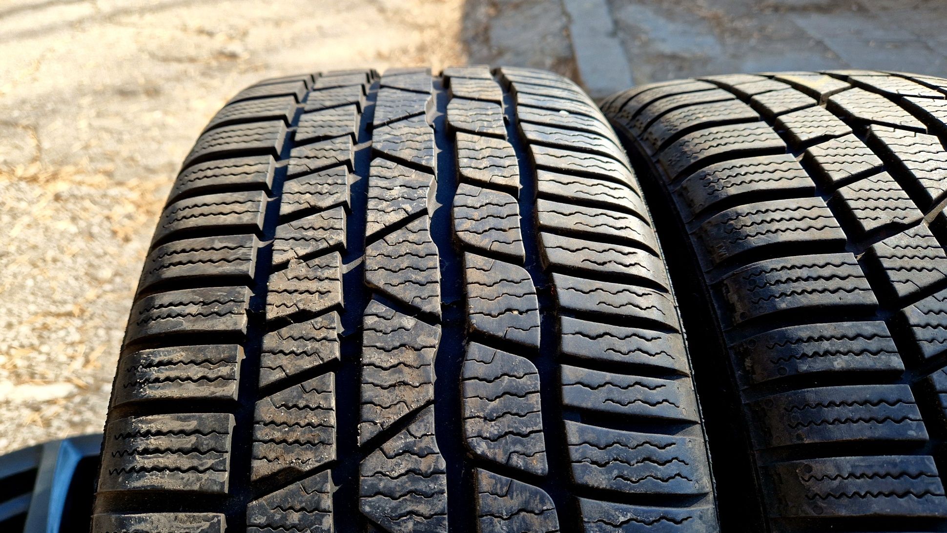 4бр 215/40/17 зимни гуми Dunlop 3D, Continental TS830