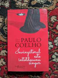 Carte Invingatorul este intotdeauna singur de Paulo Coelho