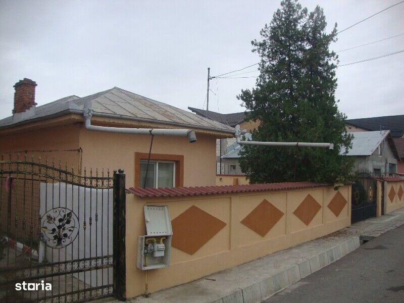Locuințăcu teren intravilan în comuna Filipeștii de Târg, sat
