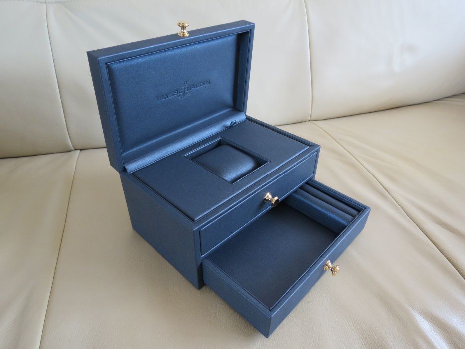 Cutie ceas bijuterii Ulysse Nardin ! Noua !