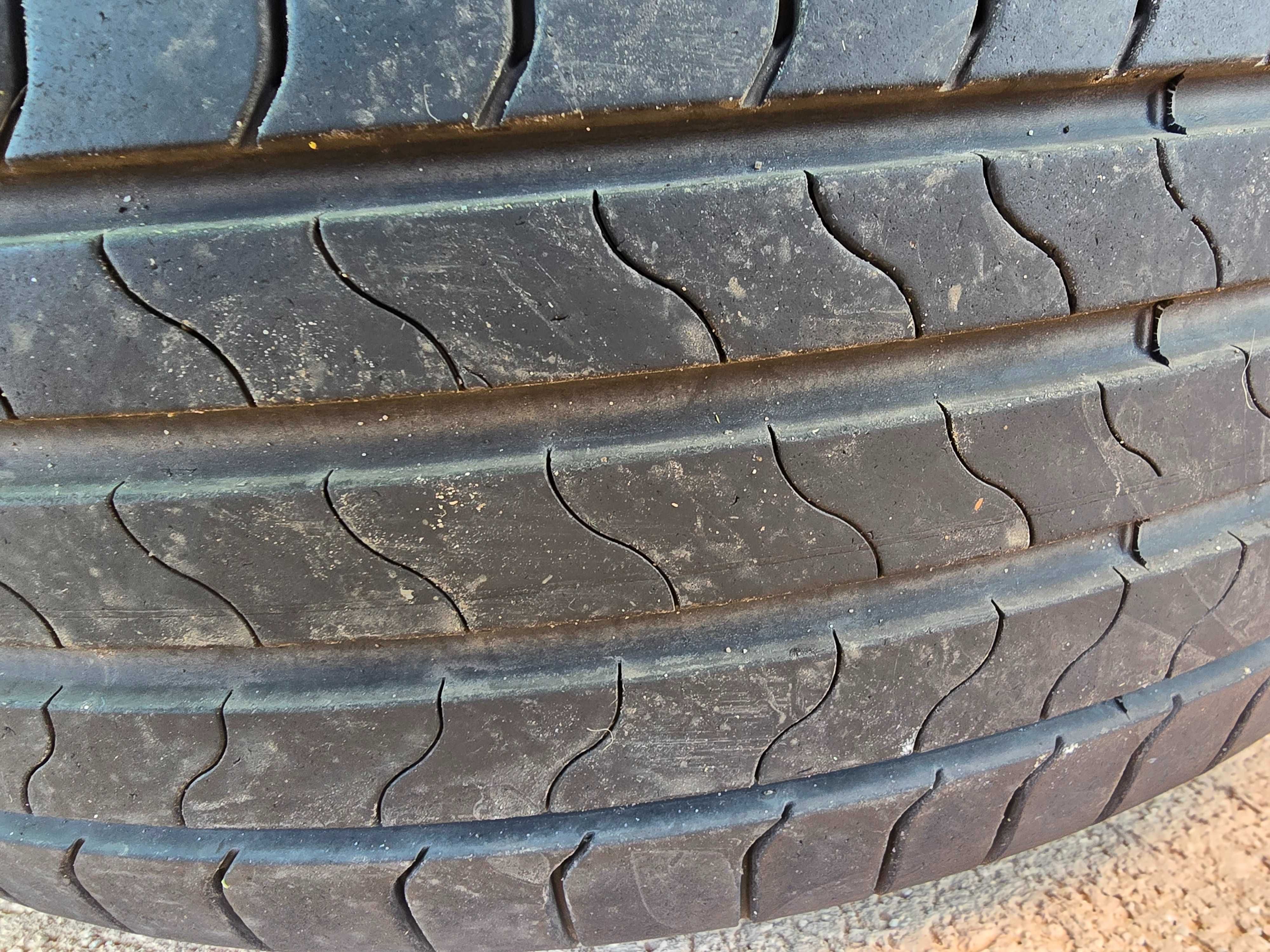 гуми  Bridgestone 225/50/19 летни