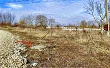 Teren 647 m paleu utilitatile la marginea proprietatii