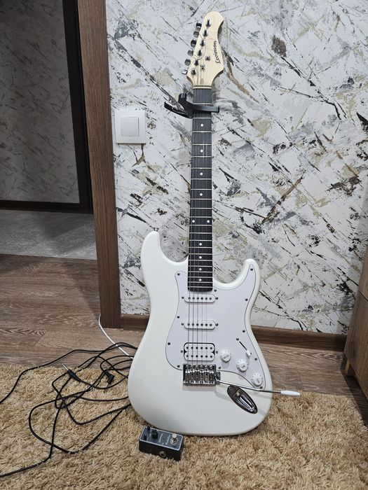 Продам Электро гитару