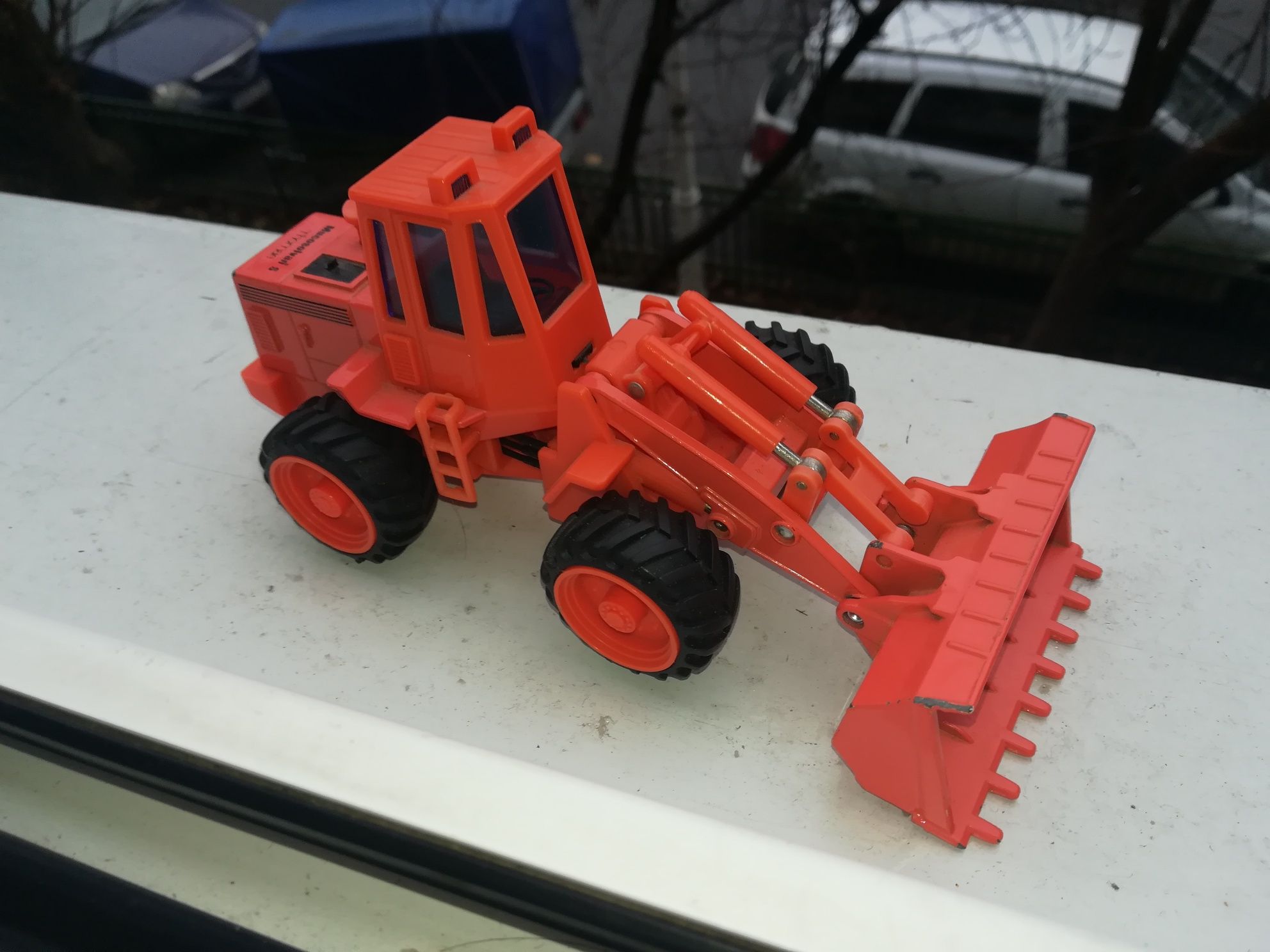Tractor Maisto excavator utilaj jucarie burago siku buldozer