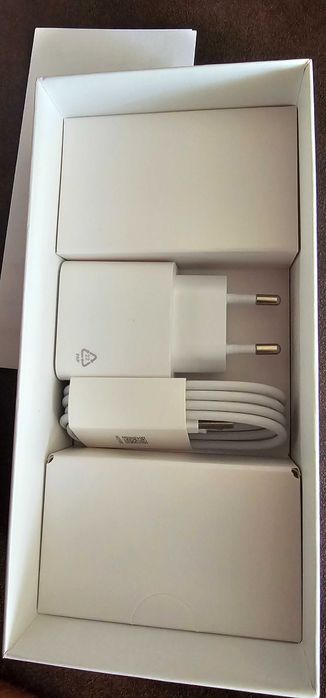 Redmi 12C - чисто нов