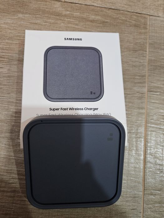 Безжично зарядно Samsung