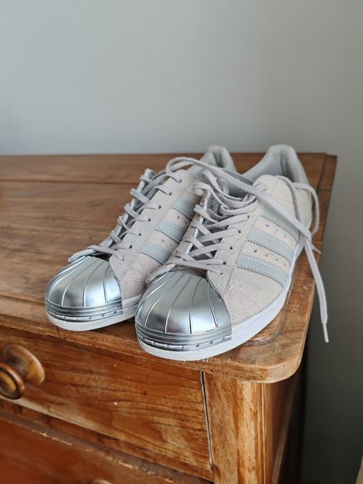 Adidas Superstar Metal Toe UK 6 – светлосиви кецове