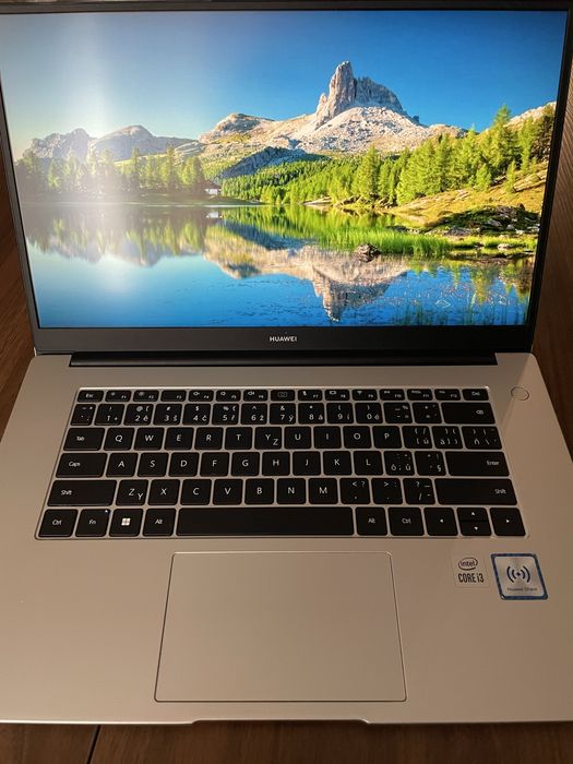 Matebook D15 (intel core i3/256GB)