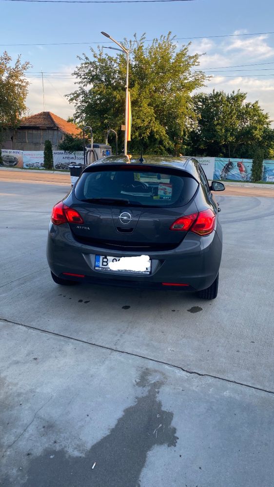 Opel astra J 1.6