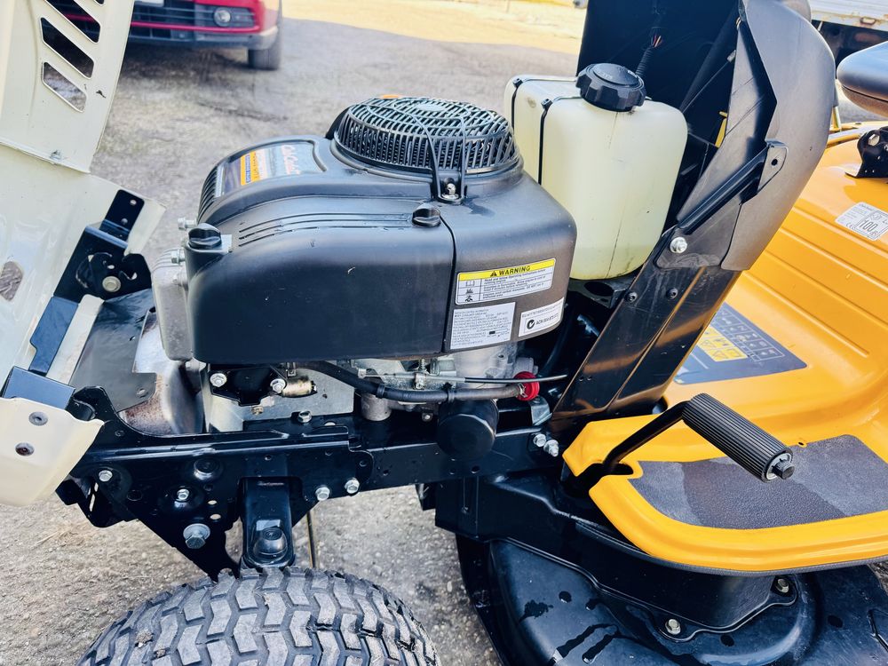 Като Нова Тракторна косачка Cub Cadet CC 513 HF 13к.с. Нов Внос