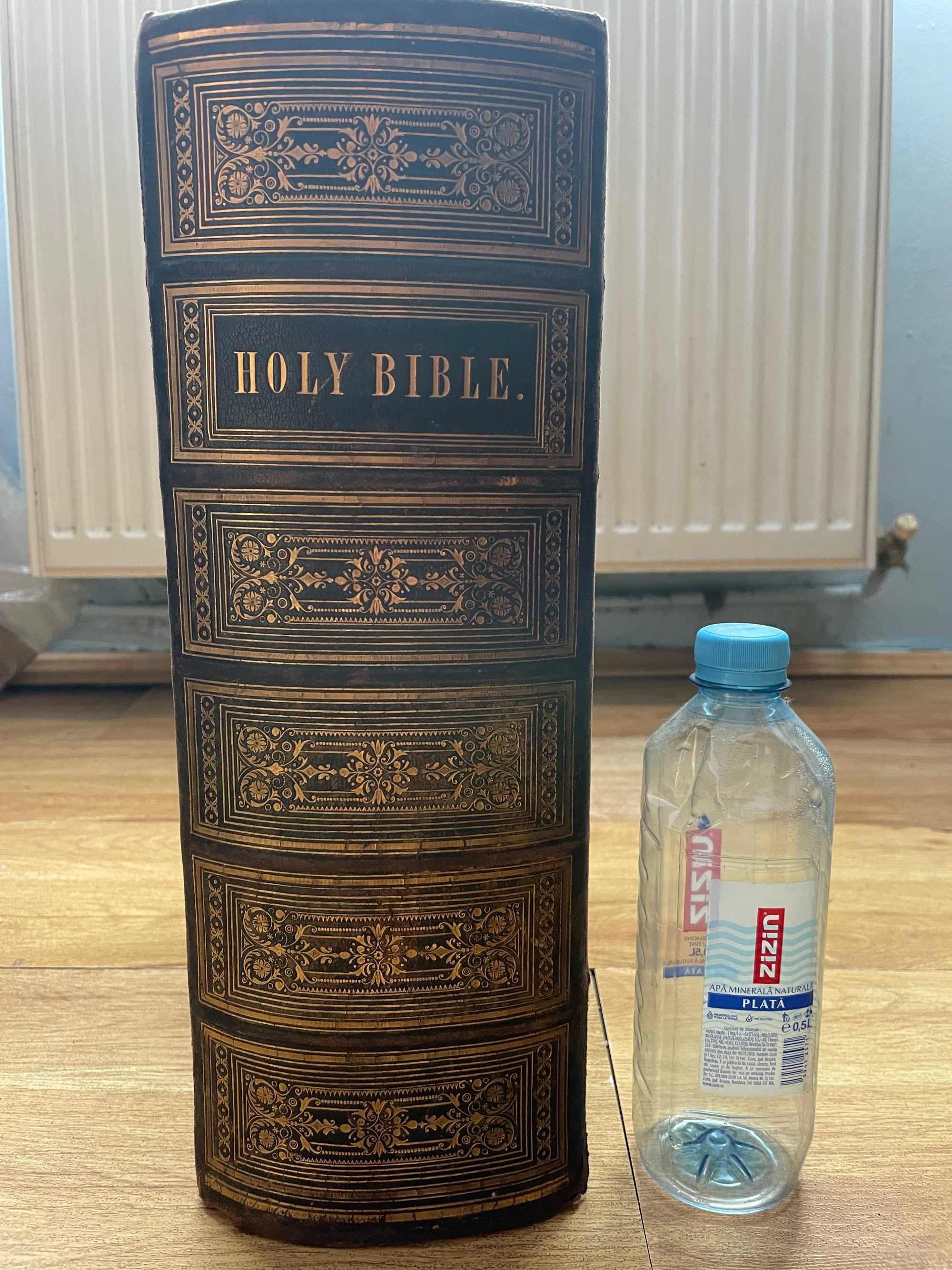 Biblia veche , 1873 , engleza, 10.5 kg. , 37.5 x 29 x 13 cm , Biblie