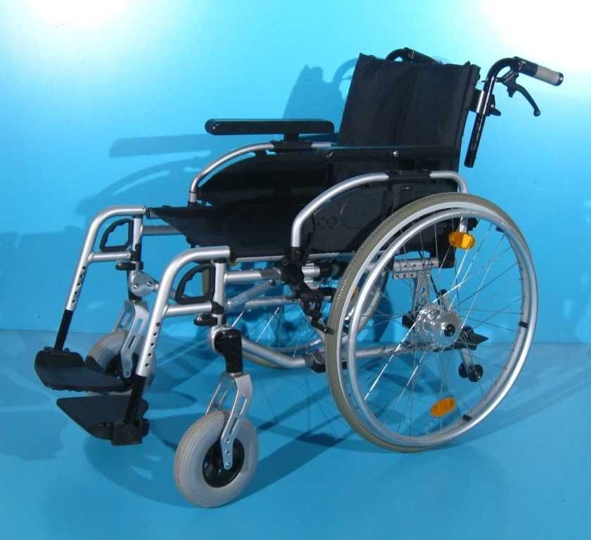 Scaun cu rotile ajustabil din aluminiu B+B / latime sezut 46 cm