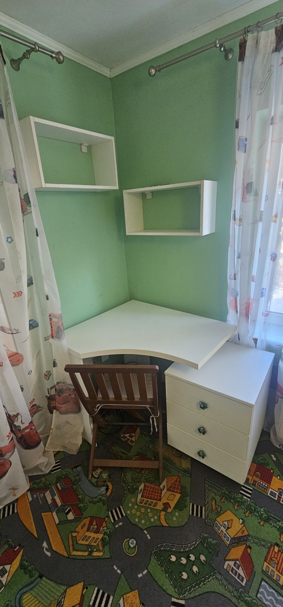 Vând mobilier camera copii