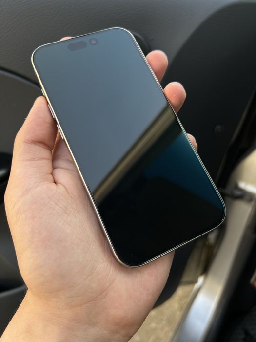 Iphone 15 pro Natural titanium