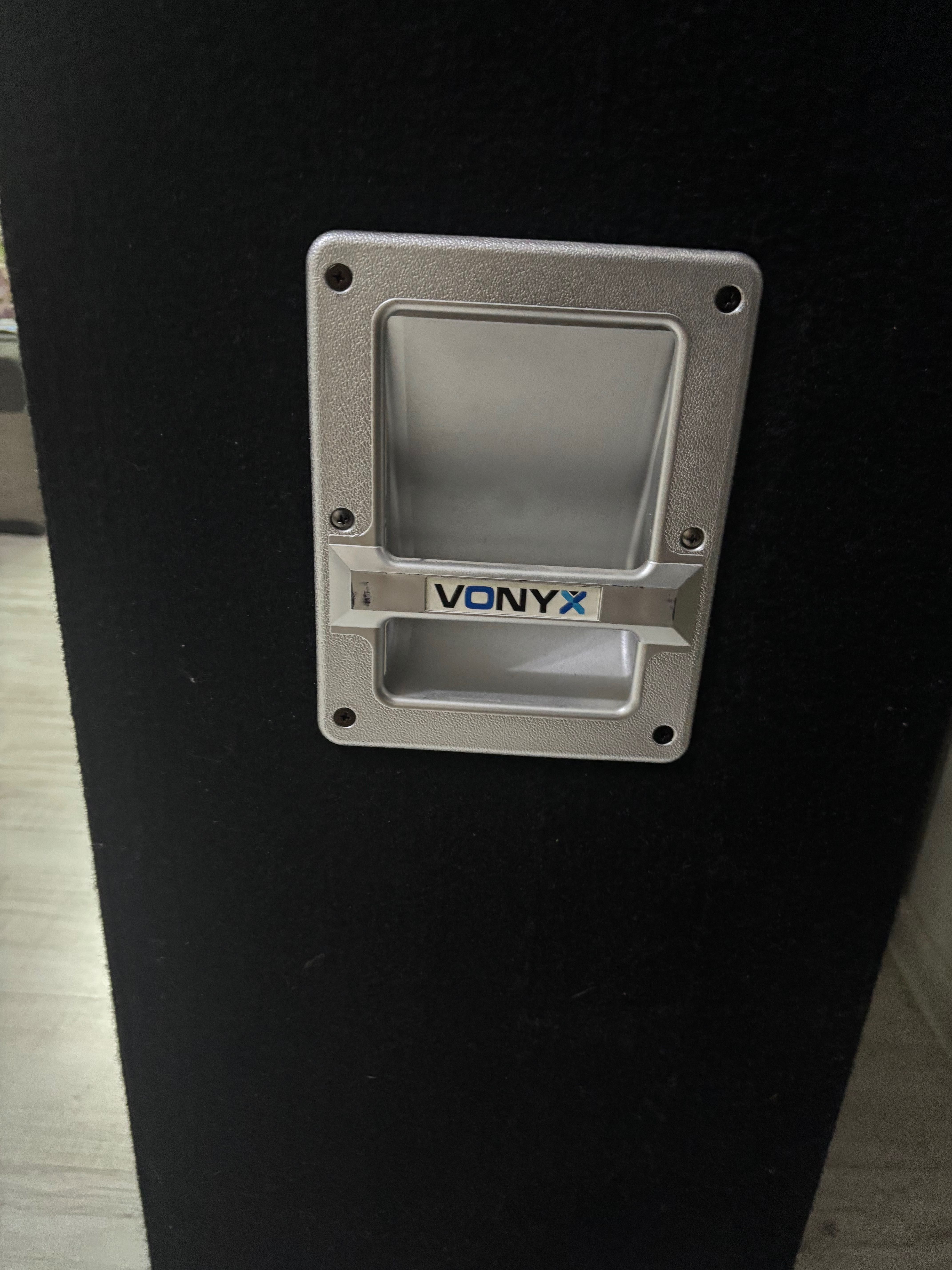 Продавам тонколони vonyx