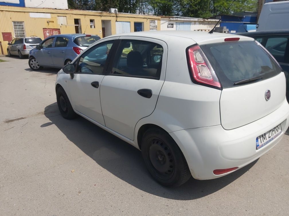 Fiat punto grande  2012 stare perfecta proba iulius mall timisoara