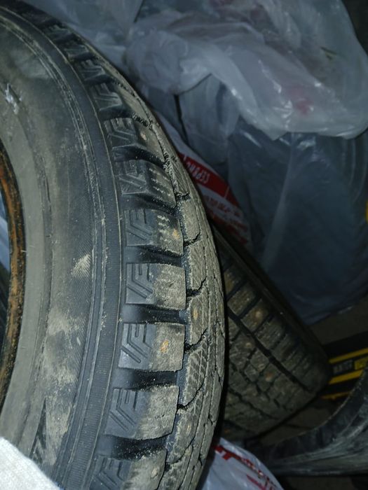 Зимняя резина шипованая  плюс лето