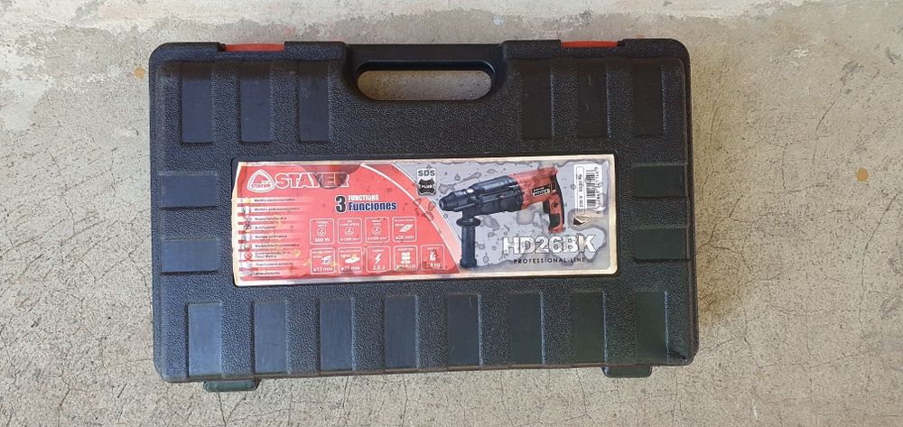 Ciocan rotopercutor .