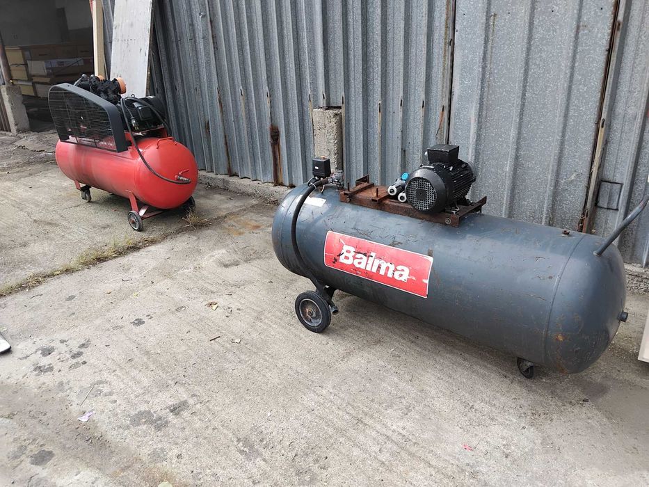 Два броя Компресори по  500литра