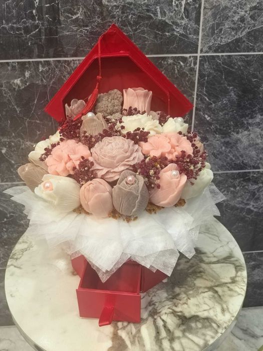 Луксозни восъчни букети