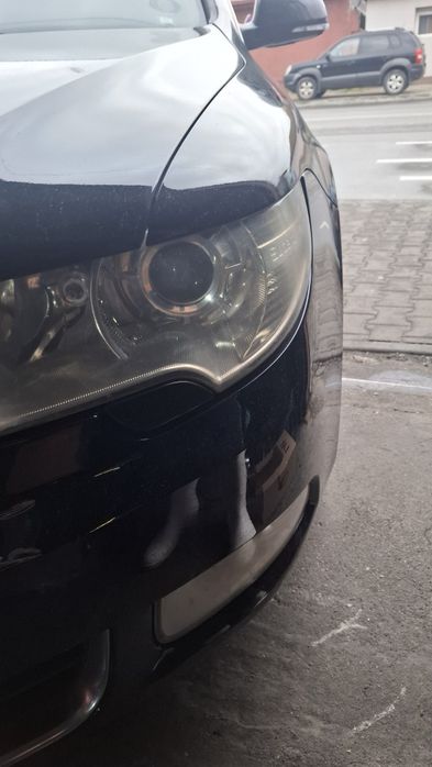 Set Faruri Skoda Superb 2