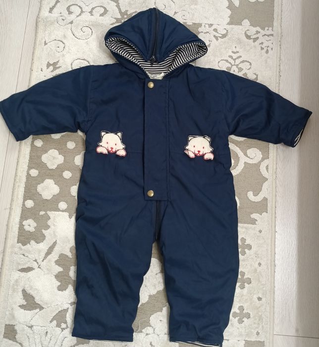 Combinezon pentru bebeluși. Mărimea 68 cm. 30 lei