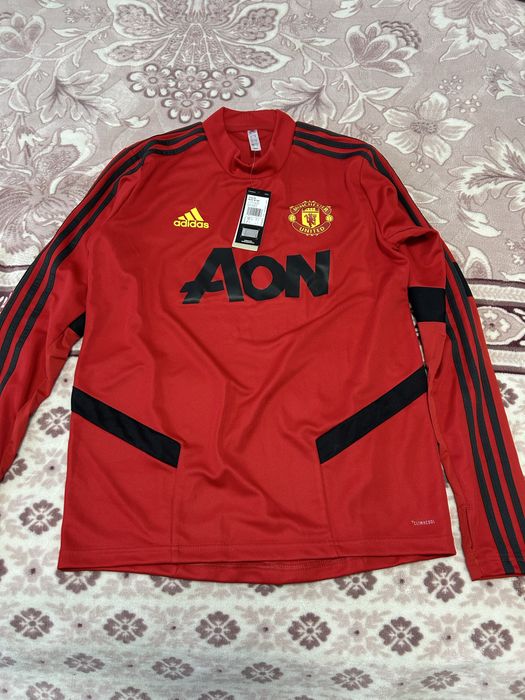Bluza noua Manchester United