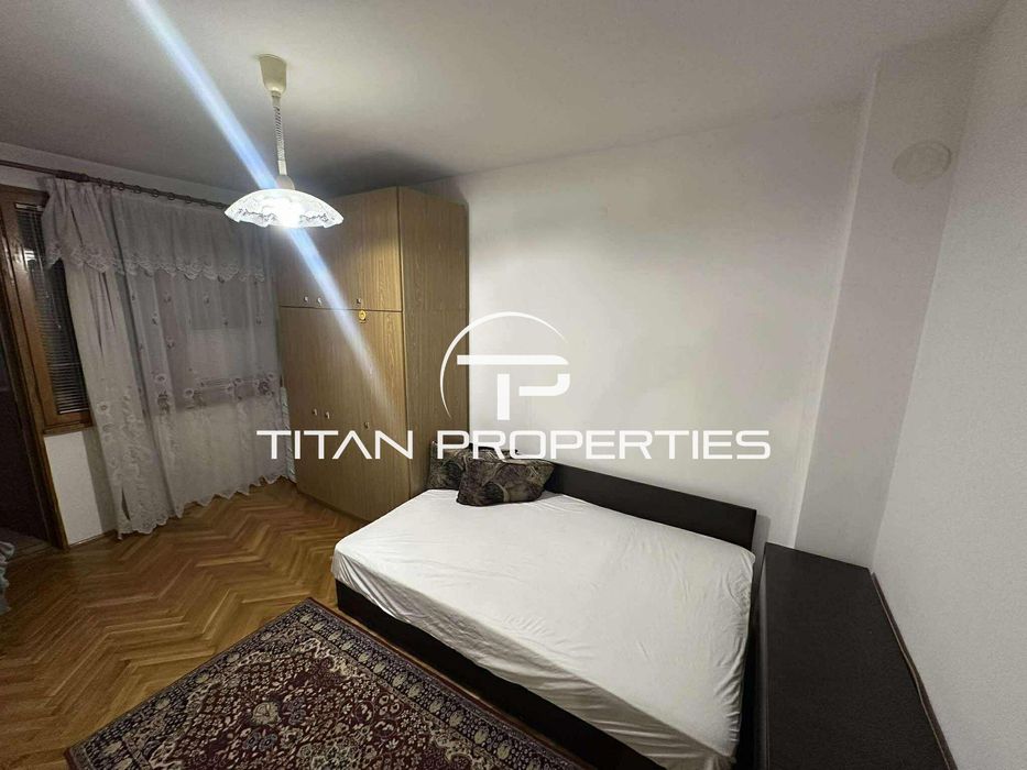 Дава се под наем Тристаен апартамент в Варна, Колхозен пазар - 75 кв.м за 562 € - Снимка #4