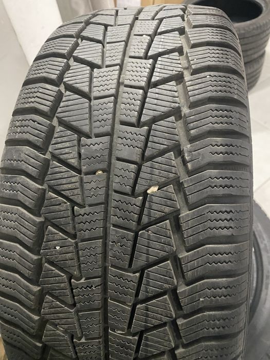 Зимни гуми GISLAVED 225/45/17 4бр. 2021г