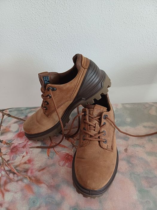 Vand pantofi piele Ecco,42